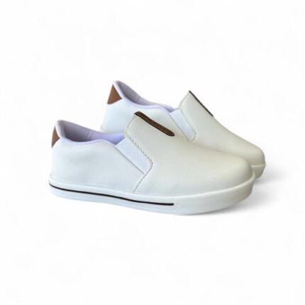 TÊNIS SLIP ON MENINO